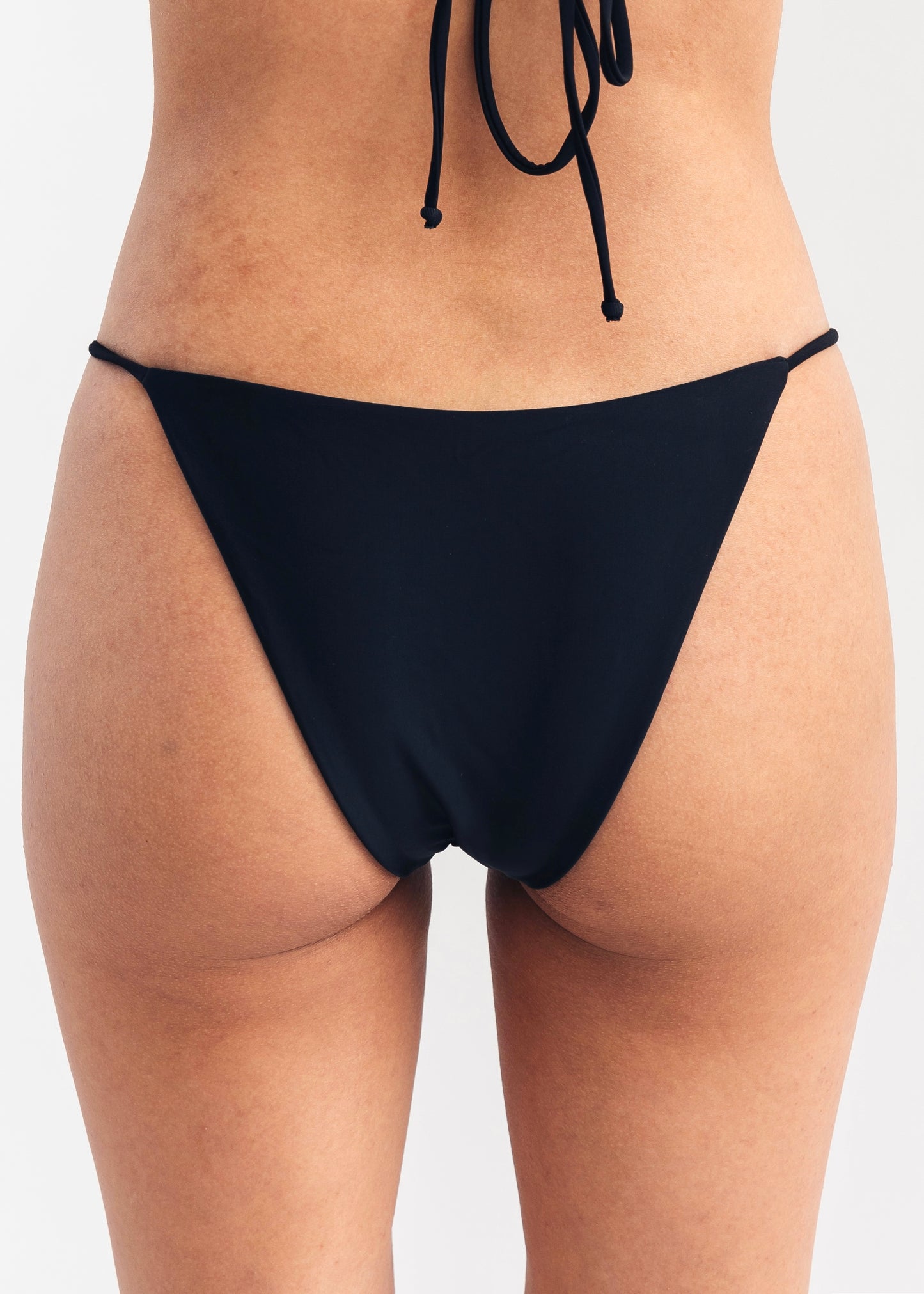 SCOOP BOTTOM 2.0 (BLACKOUT)